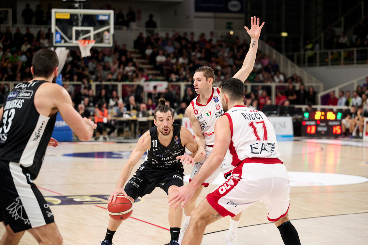 l273891082440-tml2270613714689-133006906581-1747315473413022