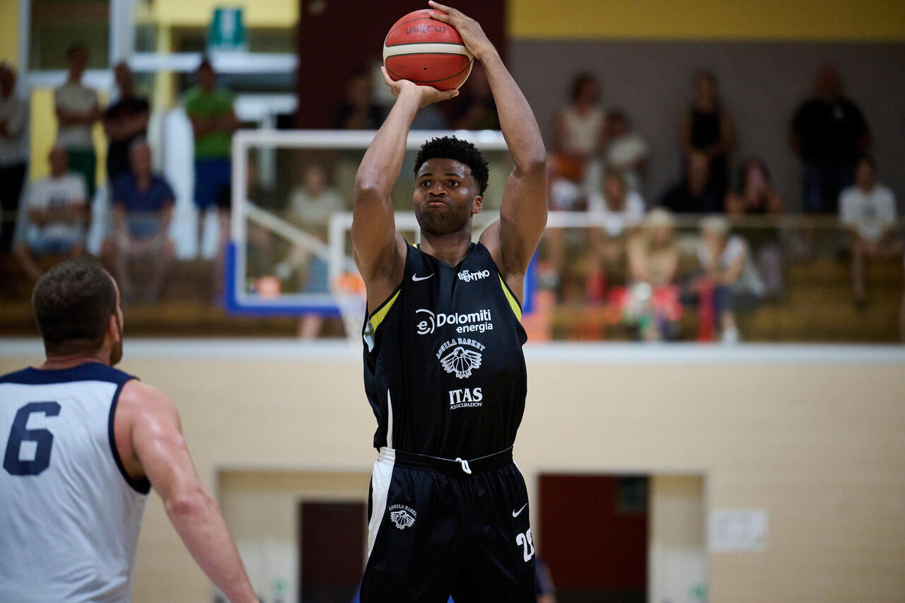 l273891082440-tml2270613714689-149113033941-1753362109144081