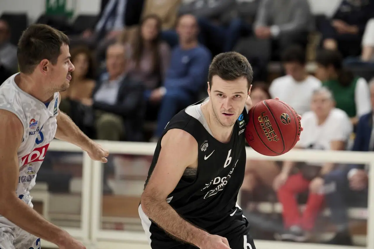 l273891082440-tml2270613714689-166829774037-1730202050279218