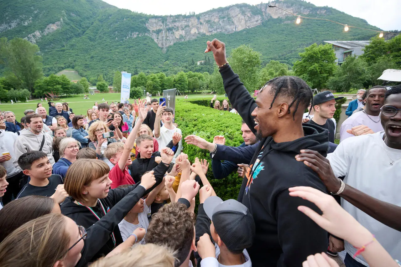 l273891082440-tml2270613714689-222932784341-1716289152877132