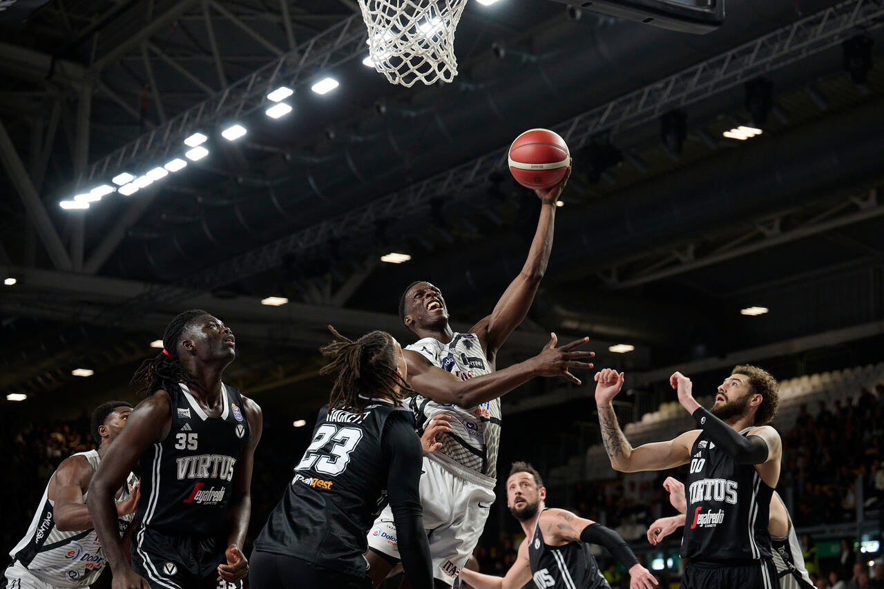 l273891082440-tml2270613714689-275277698261-1741643163162324