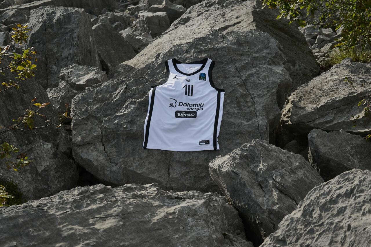 l273891082440-tml2270613714689-299738879189-1757948650903696