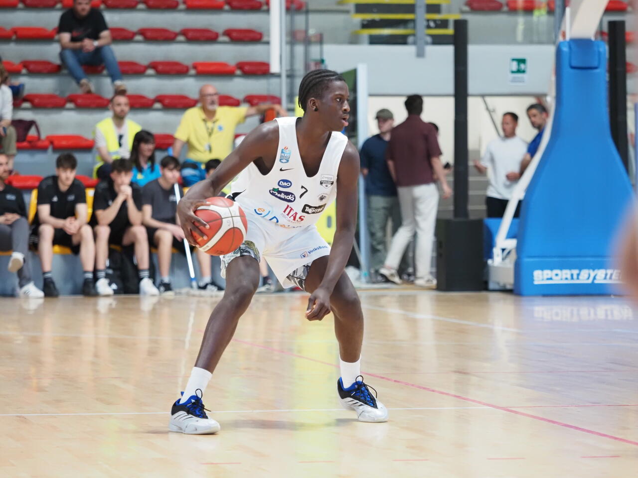 l273891082440-tml2270613714689-354197722325-174991286771019