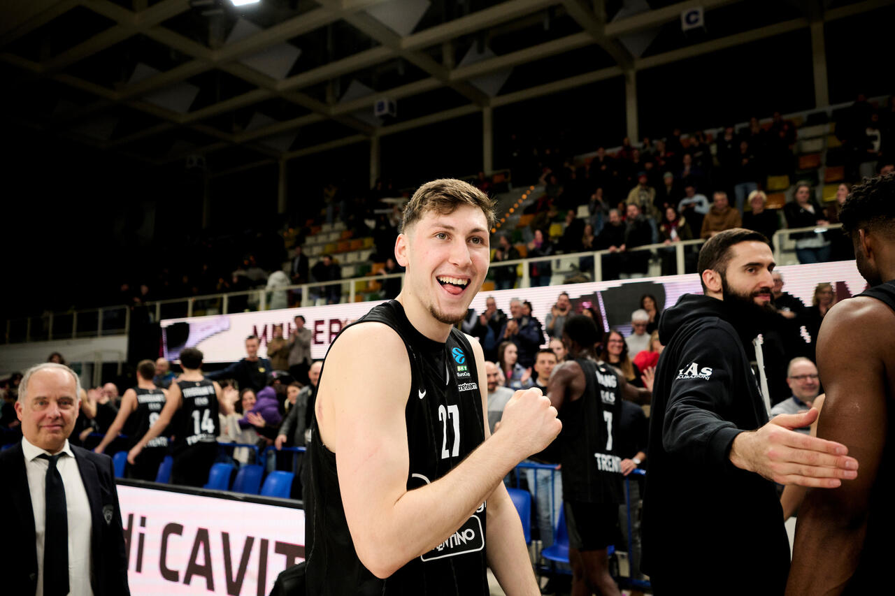 l273891082440-tml2270613714689-497005384917-1751969606501865