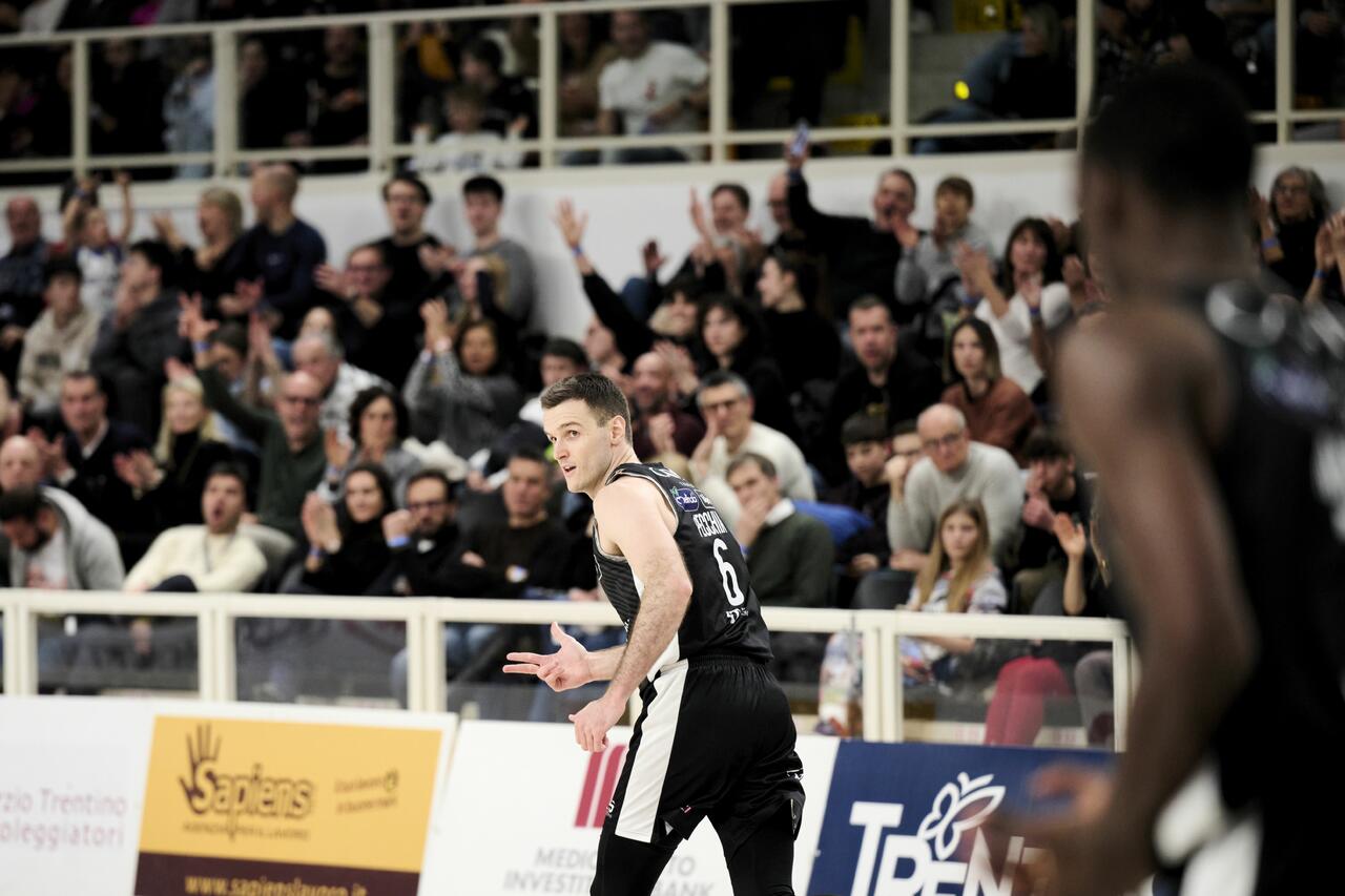 l273891082440-tml2270613714689-530828252373-1736435125877526