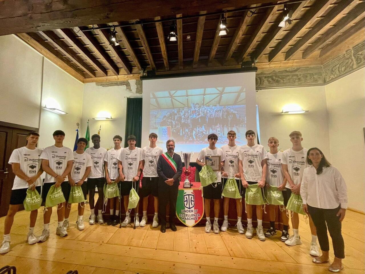 l273891082440-tml2270613714689-84688524501-175196772645914