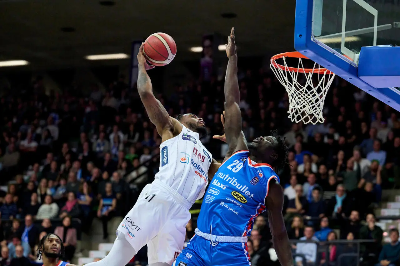 l0-tml2270613714689-49523479765-1707560841459238