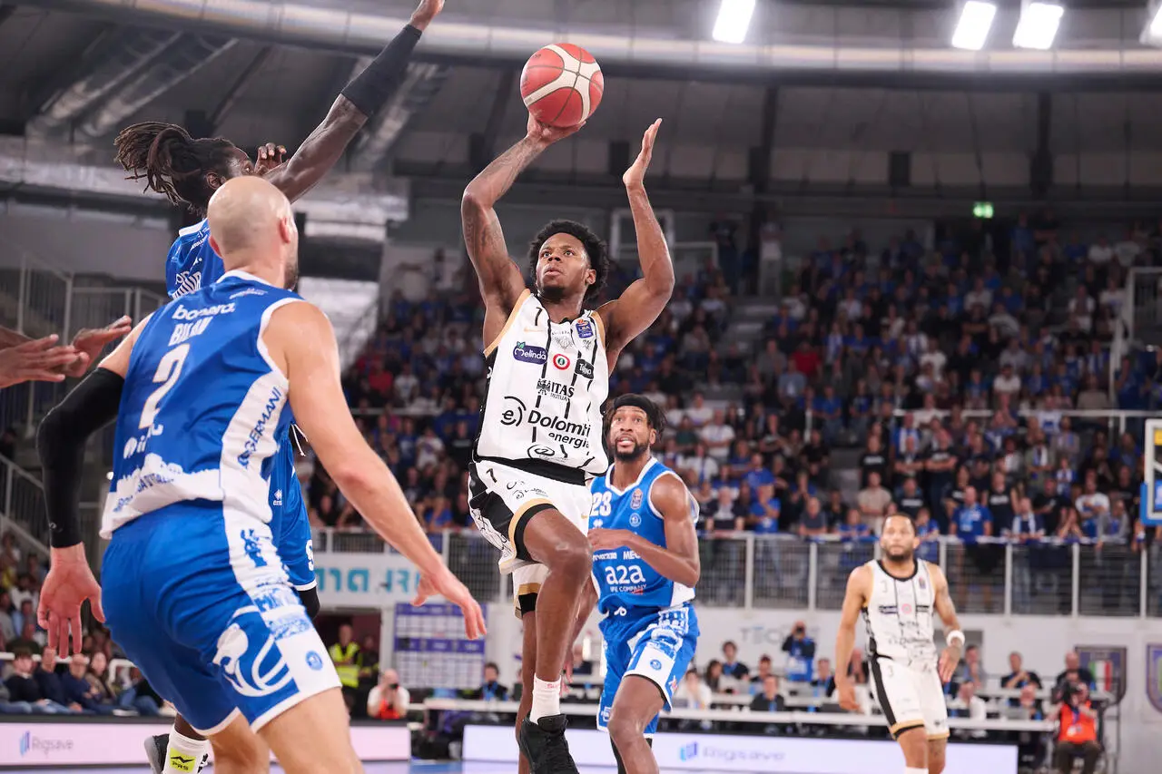 l273891082440-tml2270613714689-185922245845-1761238296105494