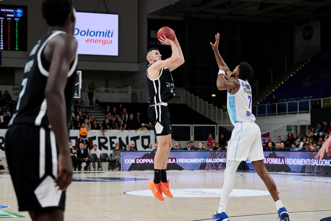 l273891082440-tml2270613714689-241756820693-1762184000759103