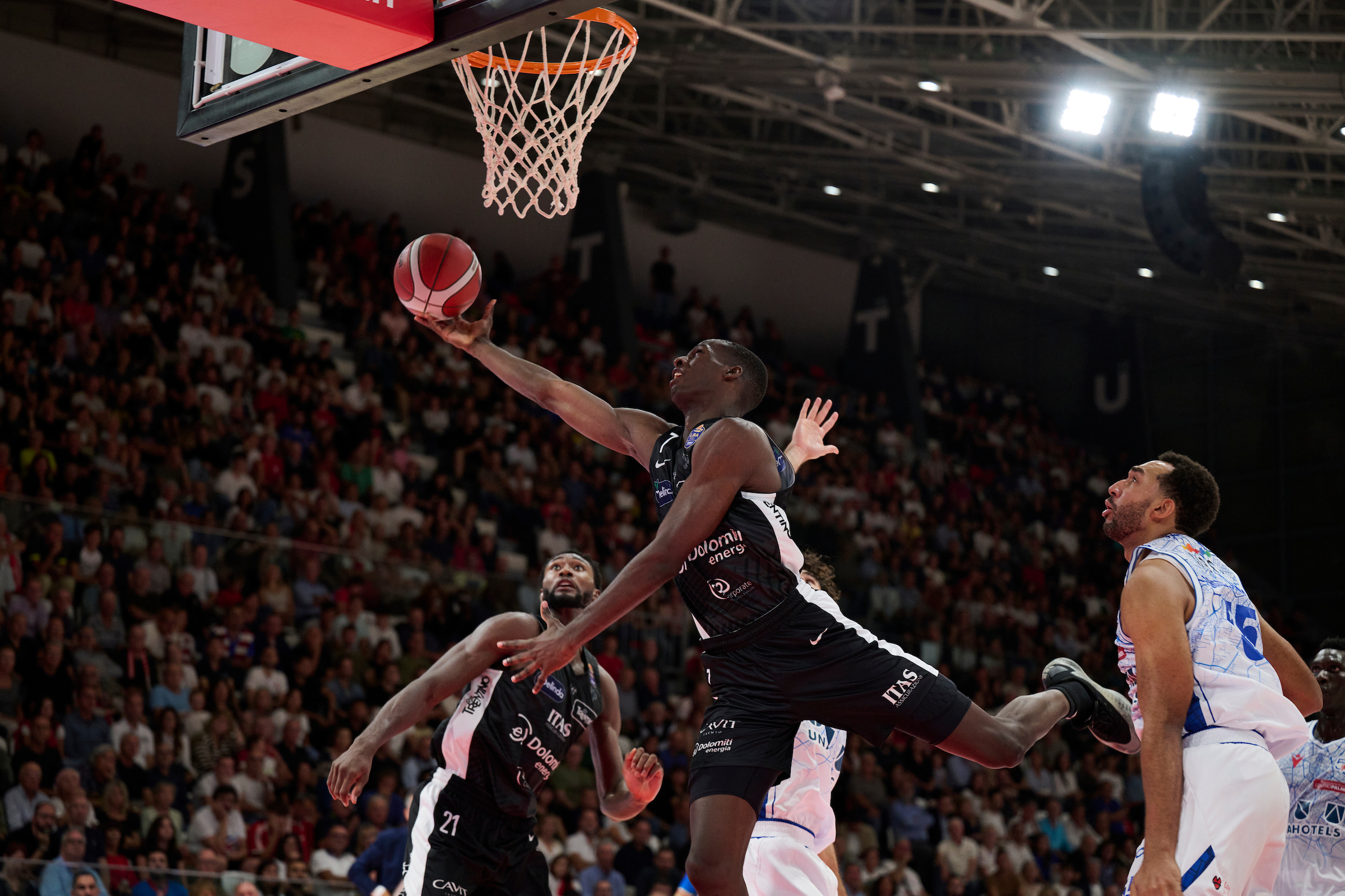 LBA Serie A, prima giornata, Una Hotels Reggio Emilia VS Dolomiti Energia Trentino