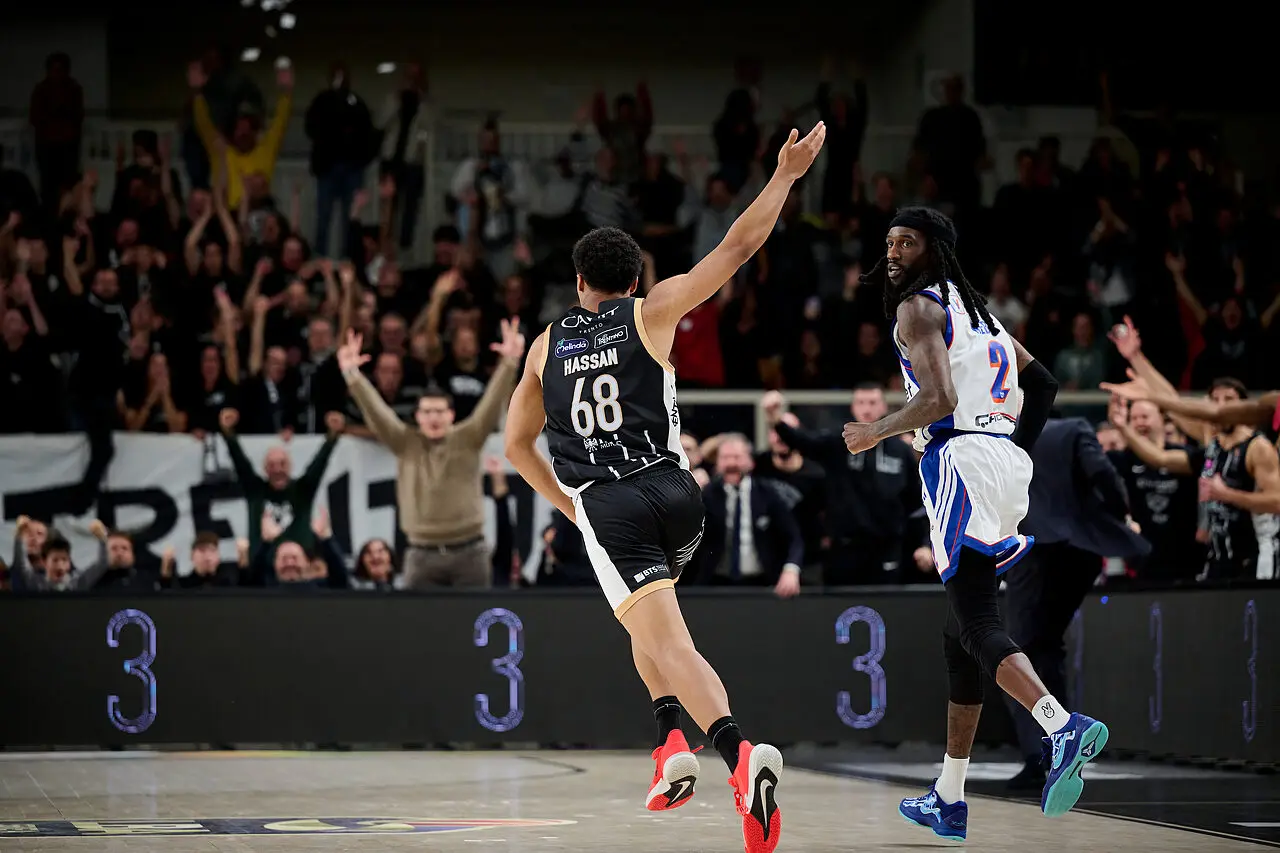 l273891082440-tml2270613714689-247125529813-1763843684378484