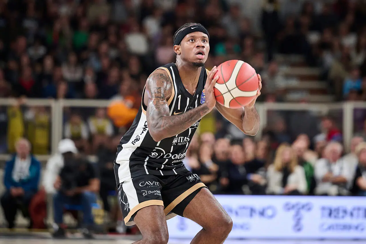 l273891082440-tml2270613714689-384564483285-1763738616984326