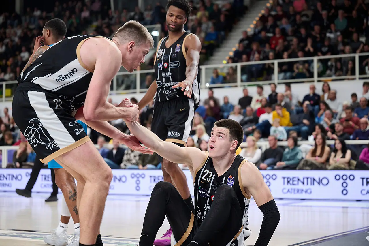 l273891082440-tml2270613714689-453283960021-1763977837748557