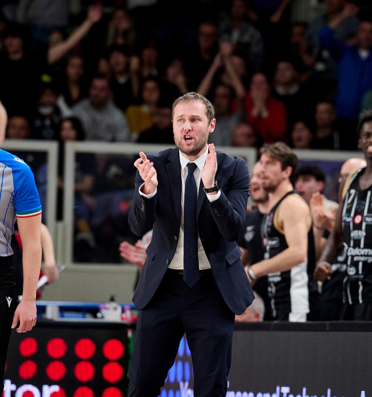 Serie A, LBA, undicesima giornata, Dolomiti Energia Trentino Vs Umana Reyer Venezia