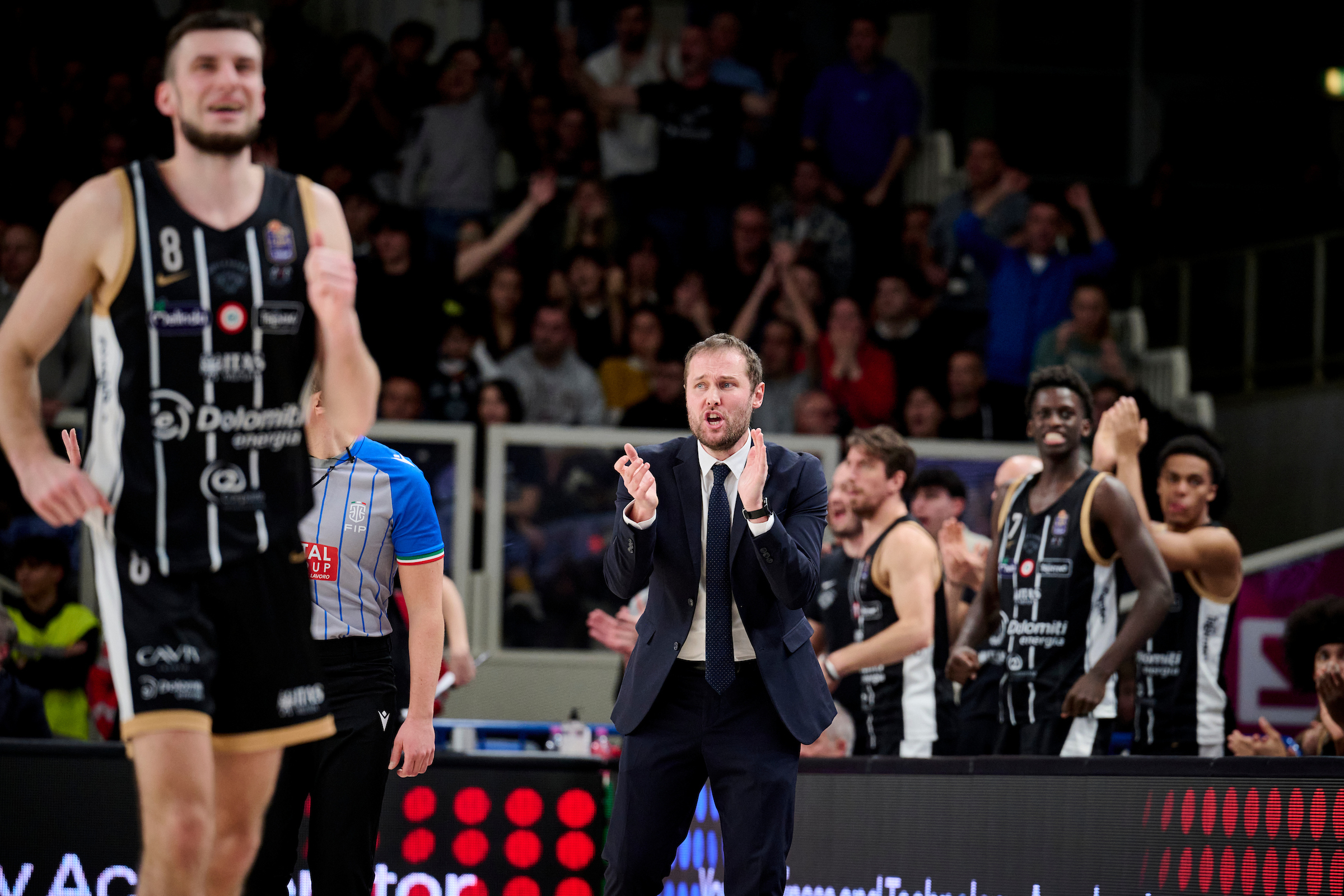 Serie A, LBA, undicesima giornata, Dolomiti Energia Trentino Vs Umana Reyer Venezia