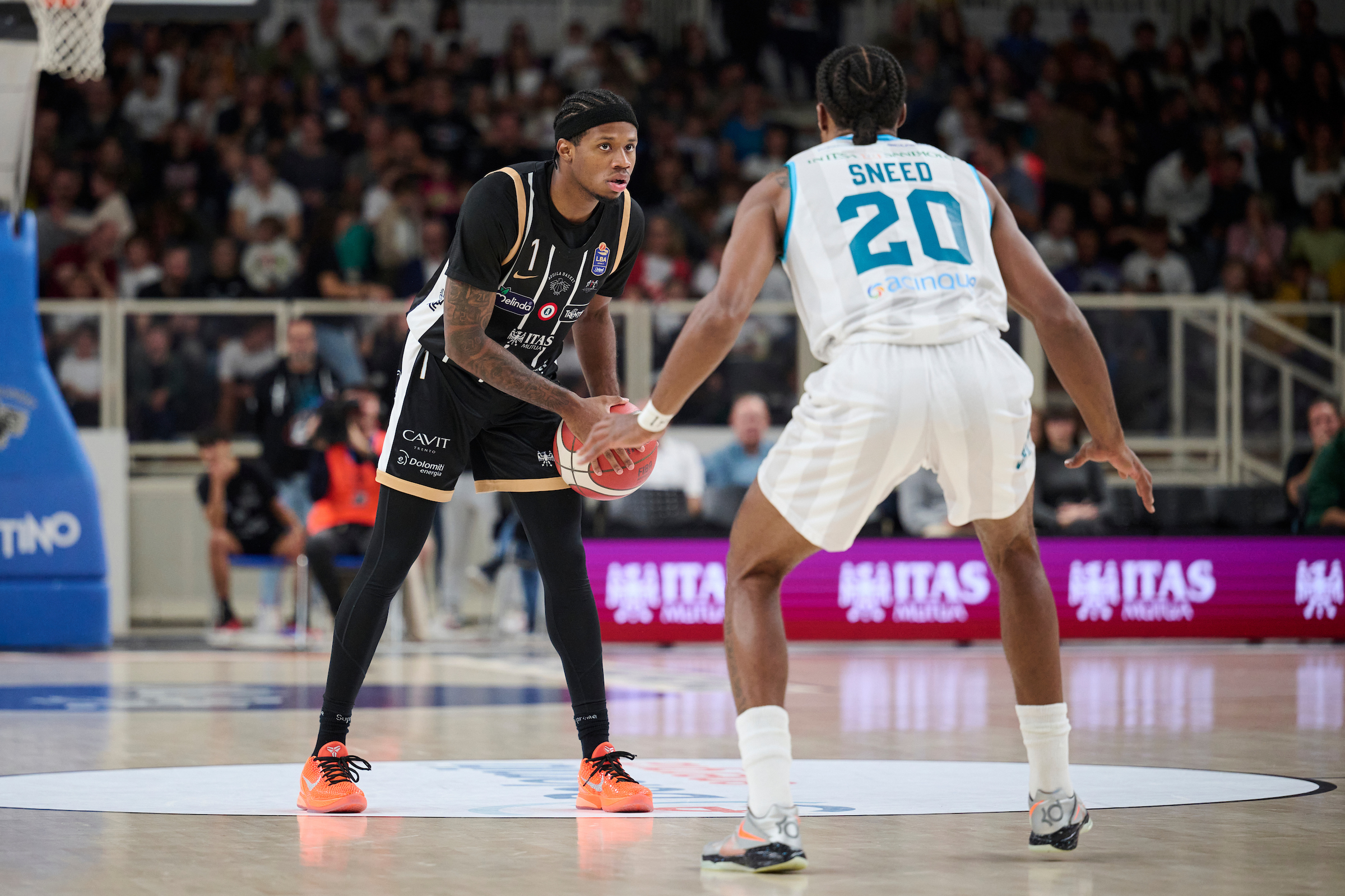 Serie A, LBA, Prima giornata, Dolomiti Energia Trentino Vs Acqua San Benedetto Cantu