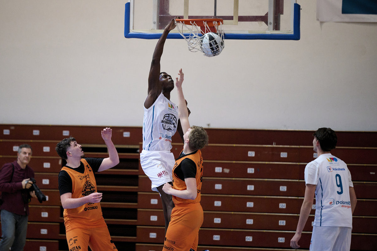 Volksbank Aquila Basket school cup, seconda tappa, Gardolo, Liceo Vittoria, Ivo de carneri, Buonarroti