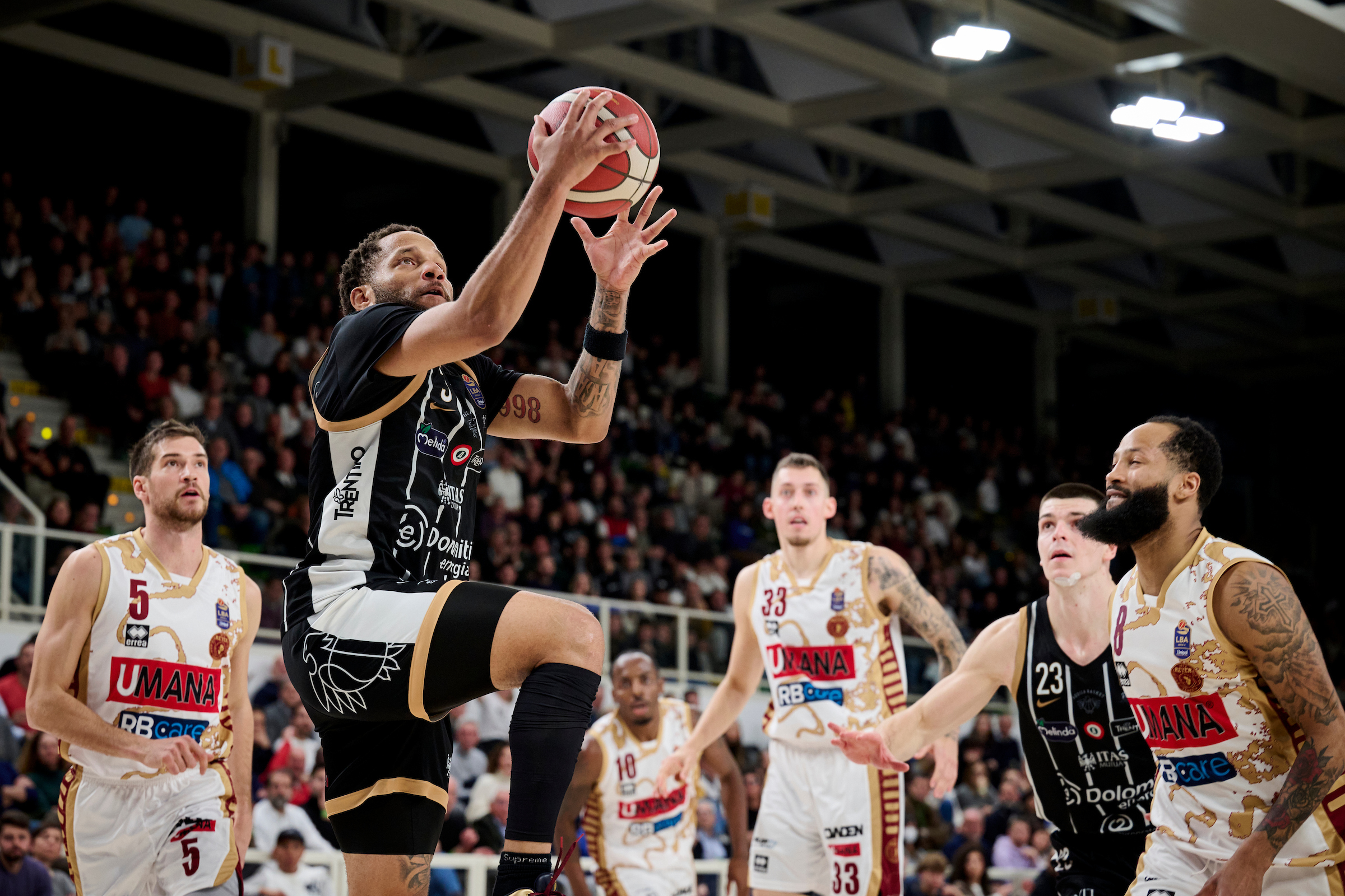 Serie A, LBA, undicesima giornata, Dolomiti Energia Trentino Vs Umana Reyer Venezia