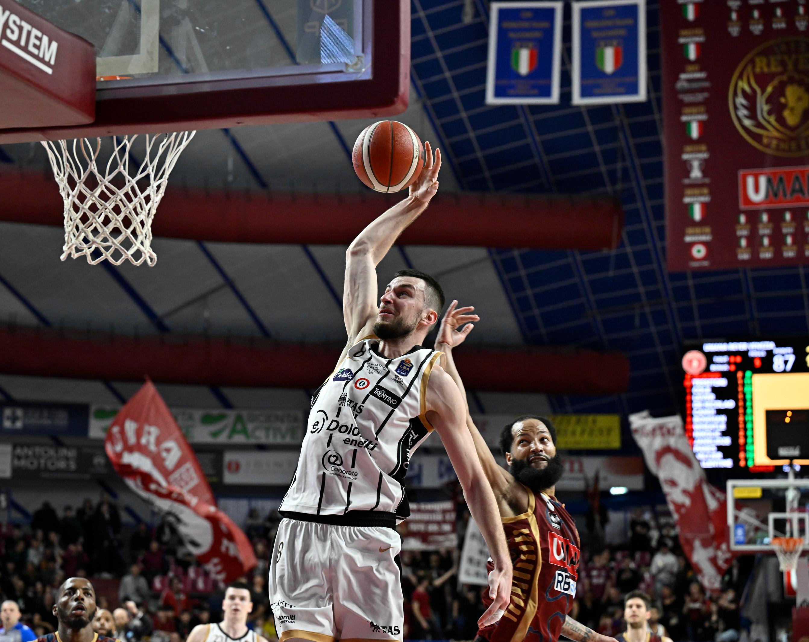 WhatsApp Image 2026-03-29 at 18.00.25