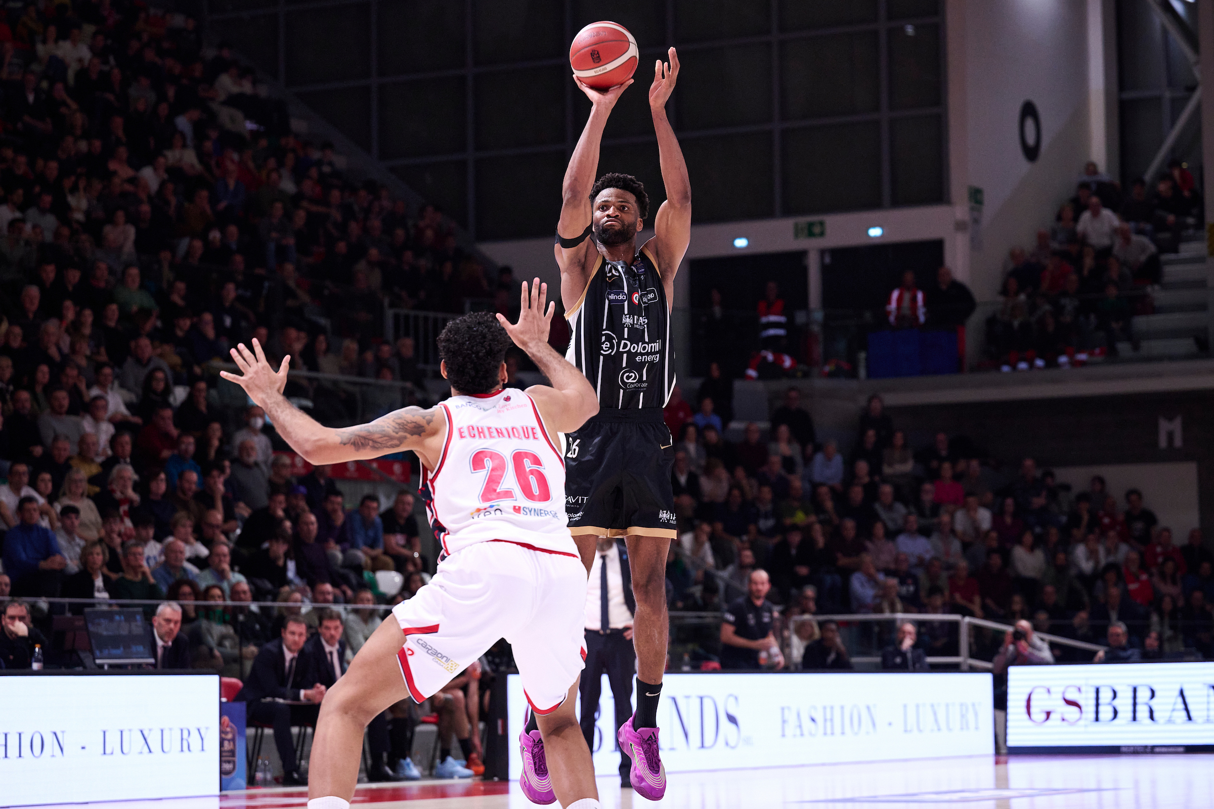 Serie A, LBA, dodicesima giornata, UNA Hotels Reggio Emilia VS Dolomiti Energia Trentino