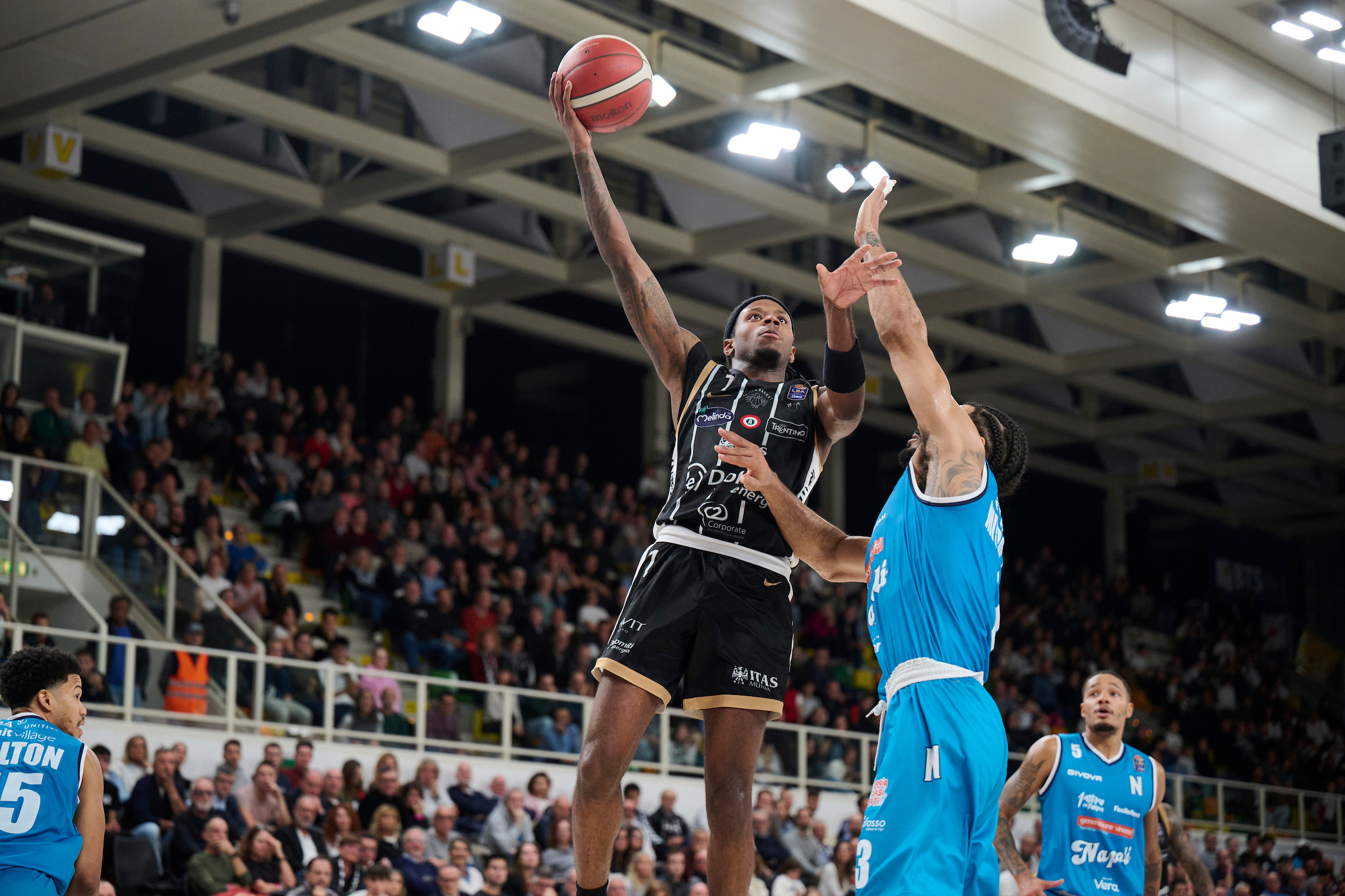Serie A, LBA, settima giornata, Dolomiti Energia Trentino Vs Napoli Basketball