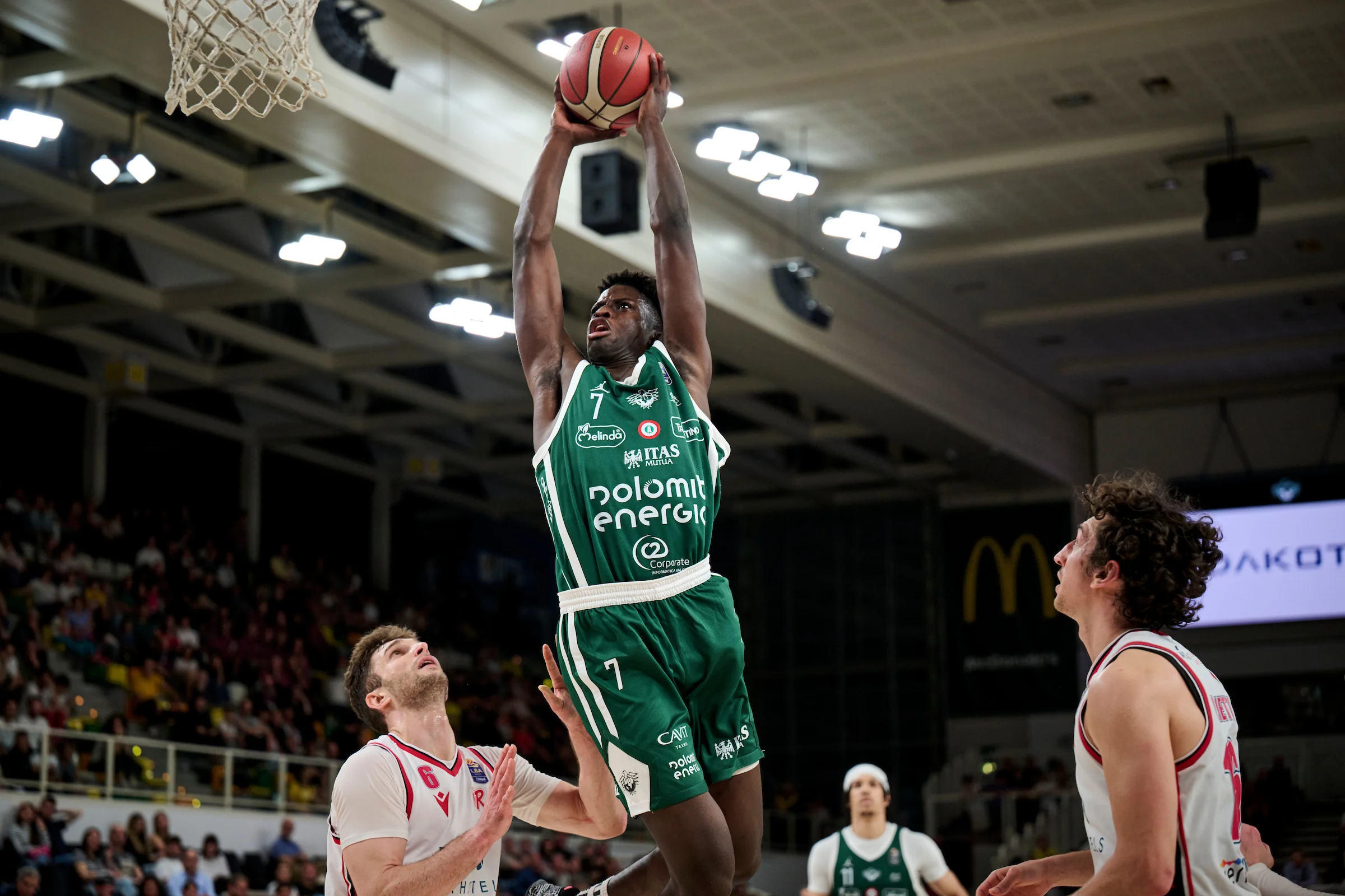 Acquista le divise Earth Day 2026