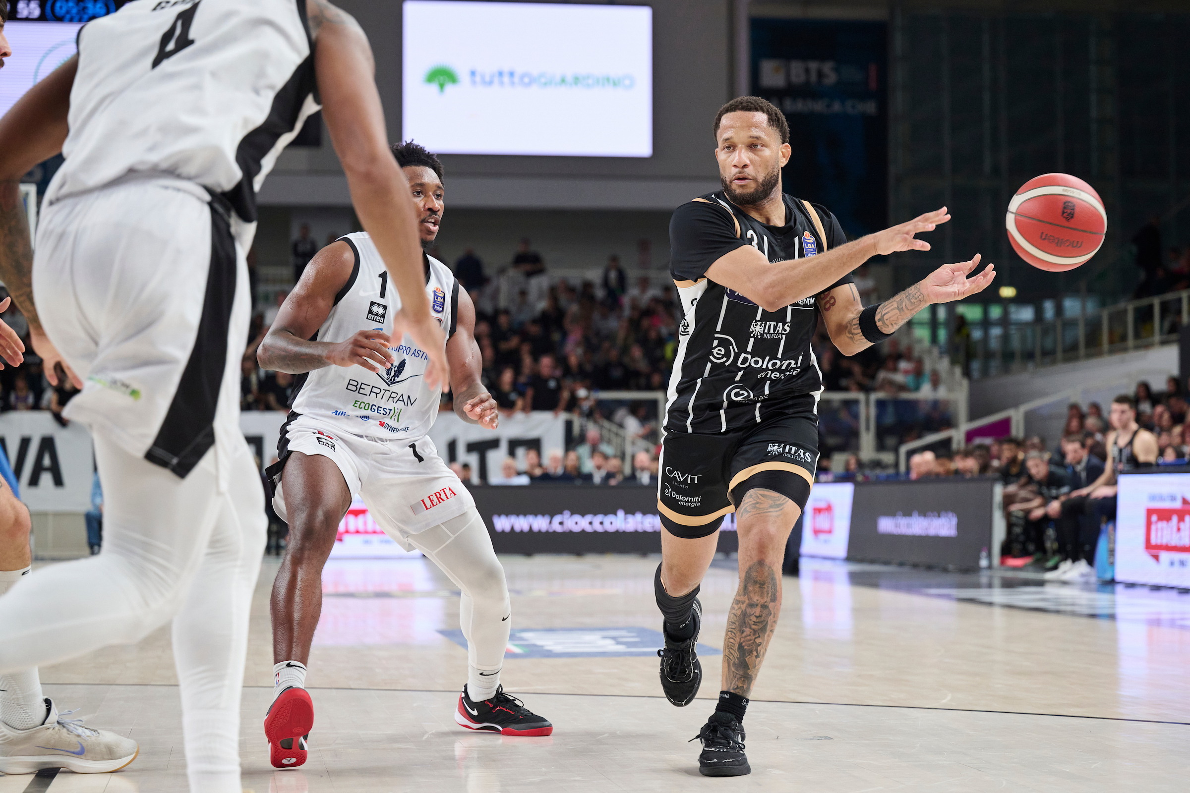 Serie A, LBA, terza giornata, Dolomiti Energia Trentino Vs Derthona Tortona Basket