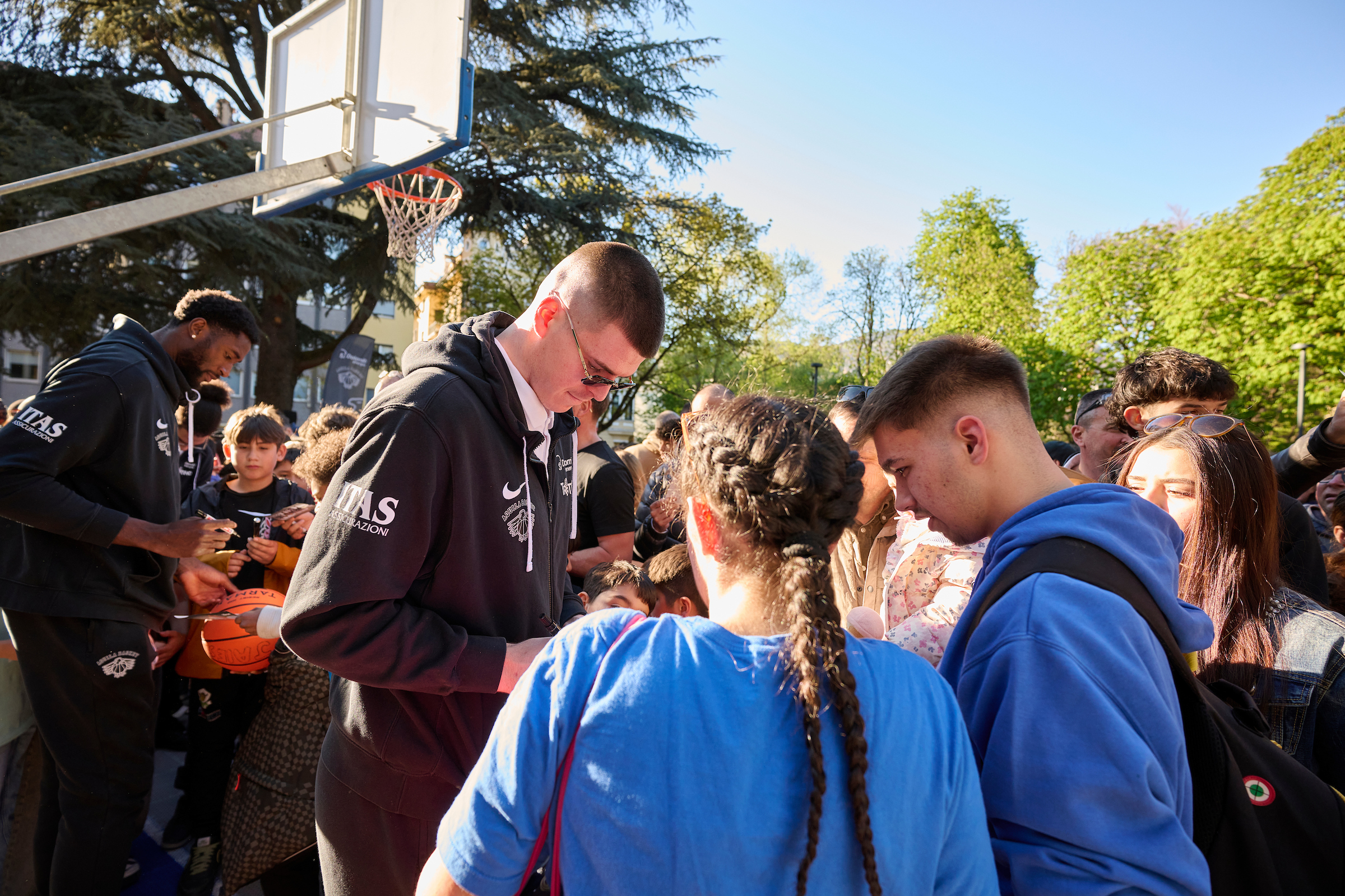 Waltherpark, La Dolomiti Energia Trentino, ospite del centro commerciale a Bolzano