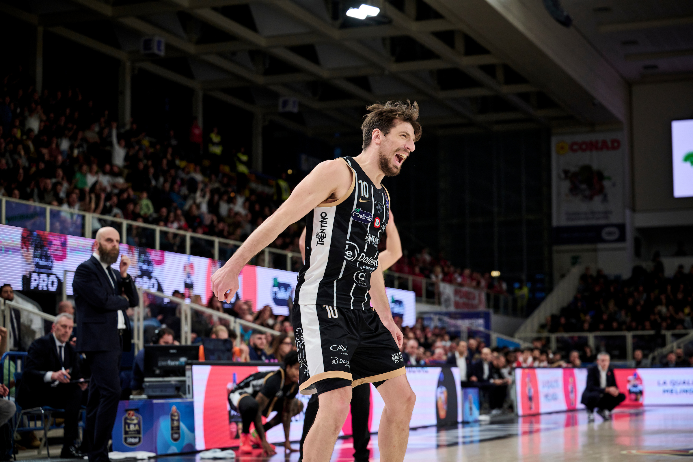 Serie A, LBA, diciannovesima giornata, Dolomiti Energia Trentino Vs Openjobmetis Varese