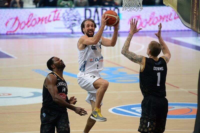 l273891082440-tml2270613714689-393154417877-1765034253288953