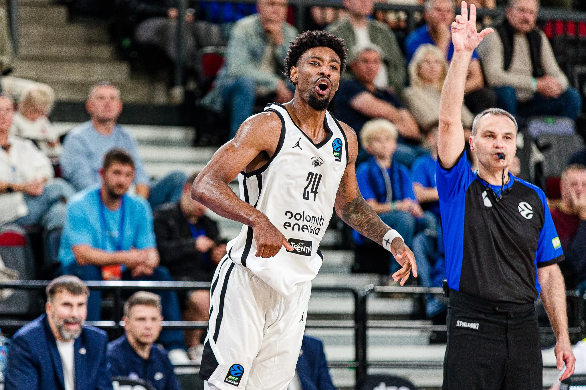 I bianconeri vincono all'esordio a Klaipeda