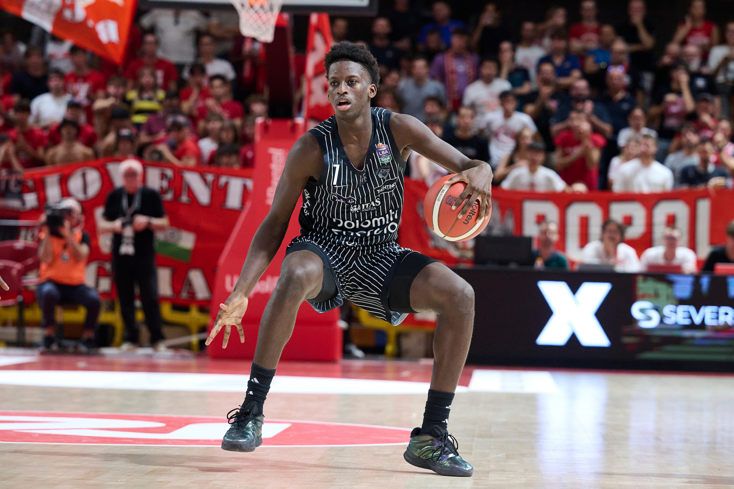 LBA Sisal, Serie A, Prima giornata, Una Hotels Reggio Emilia VS Dolomiti Energia Trentino