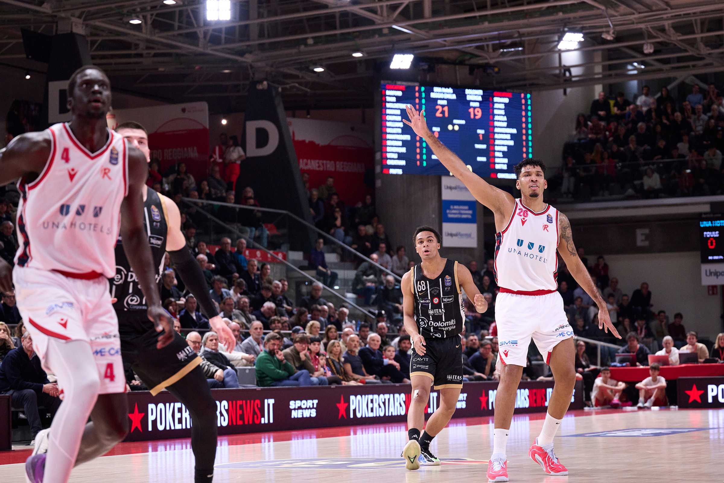 Serie A, LBA, dodicesima giornata, UNA Hotels Reggio Emilia VS Dolomiti Energia Trentino