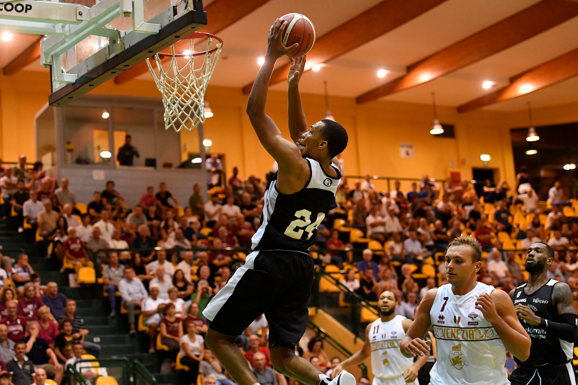 VII Trofeo Città di Jesolo, Umana Reyer Venezia VS Dolomiti Energia Trentino